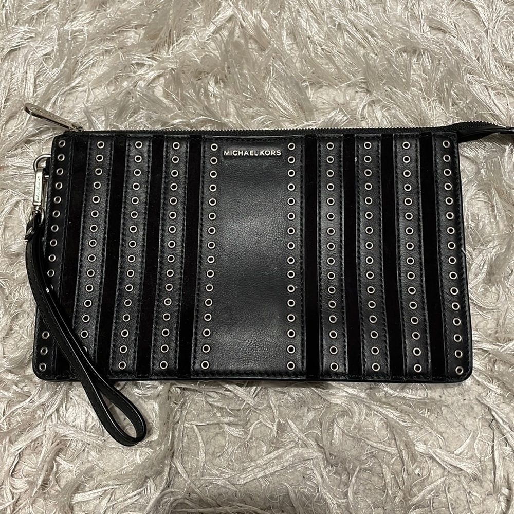 MICHAEL KORS wristlet